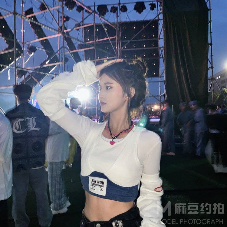 夜景模特