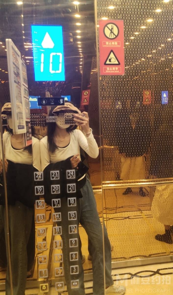 情侣模特