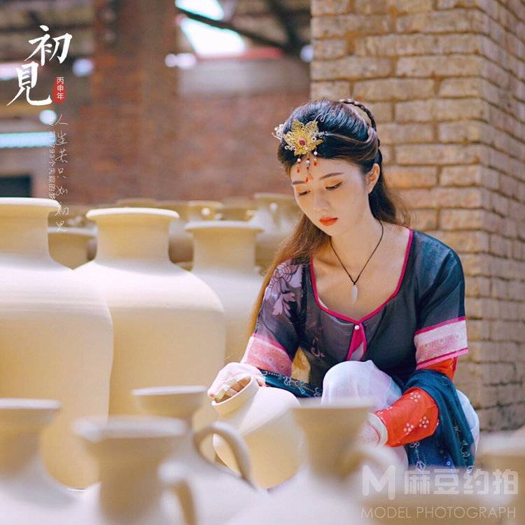 汉服模特