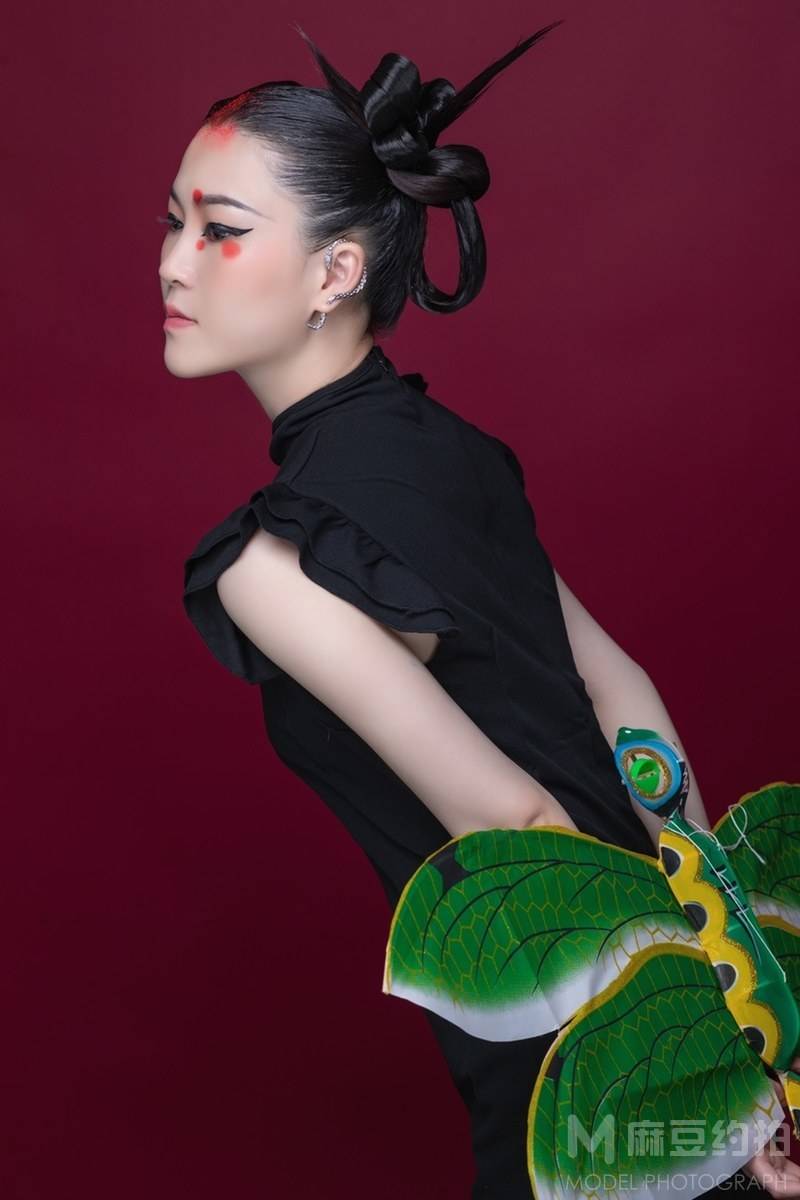 清新模特