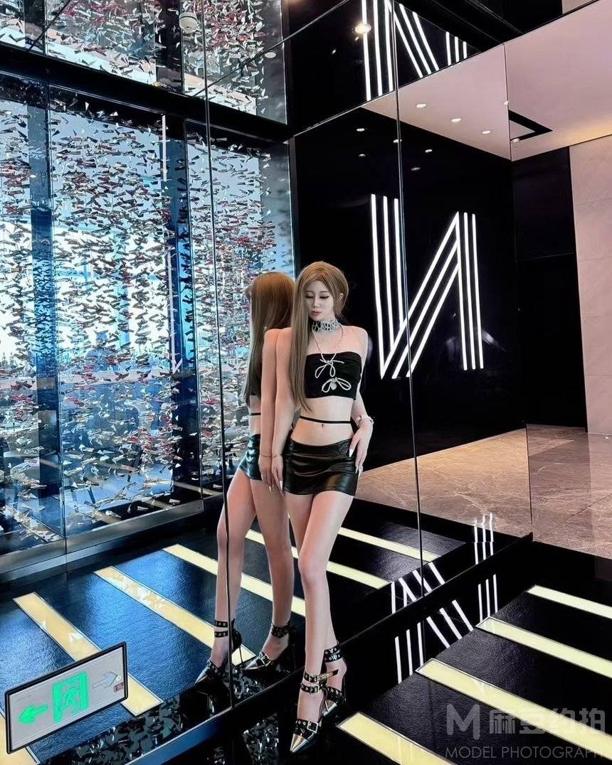 情侣模特