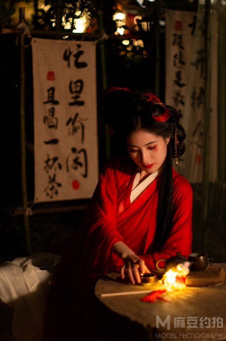 汉服模特