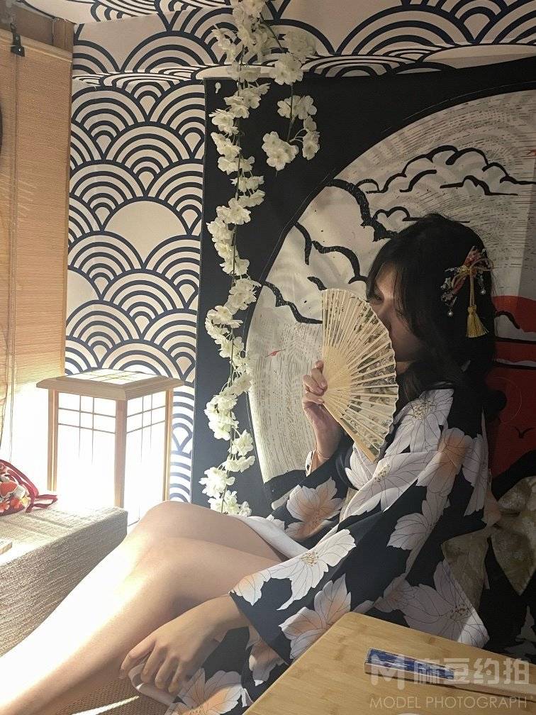 和服模特