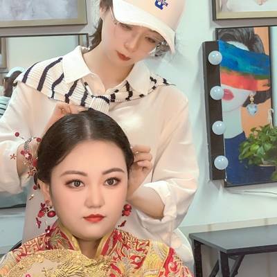 妆容模特