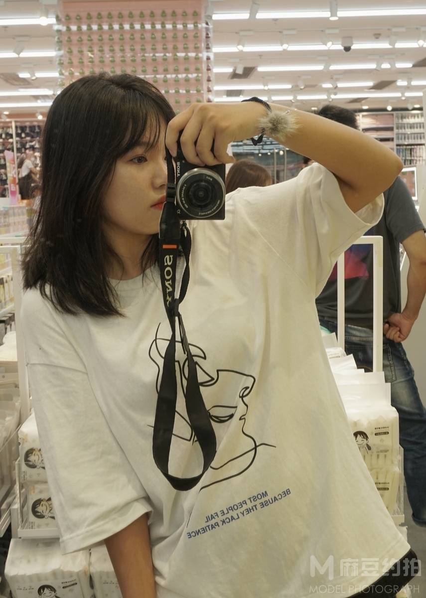 清新模特