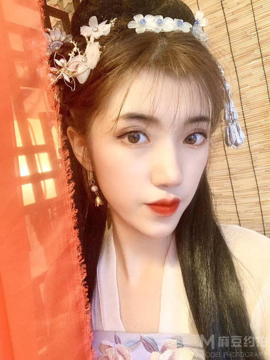 民国模特