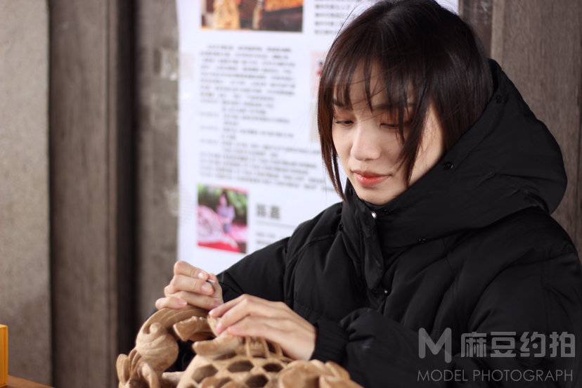 情绪模特