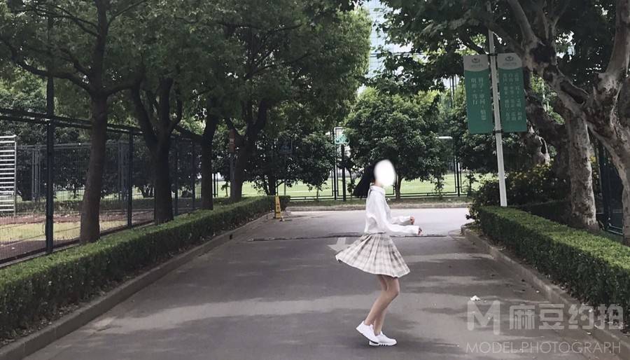 校园模特
