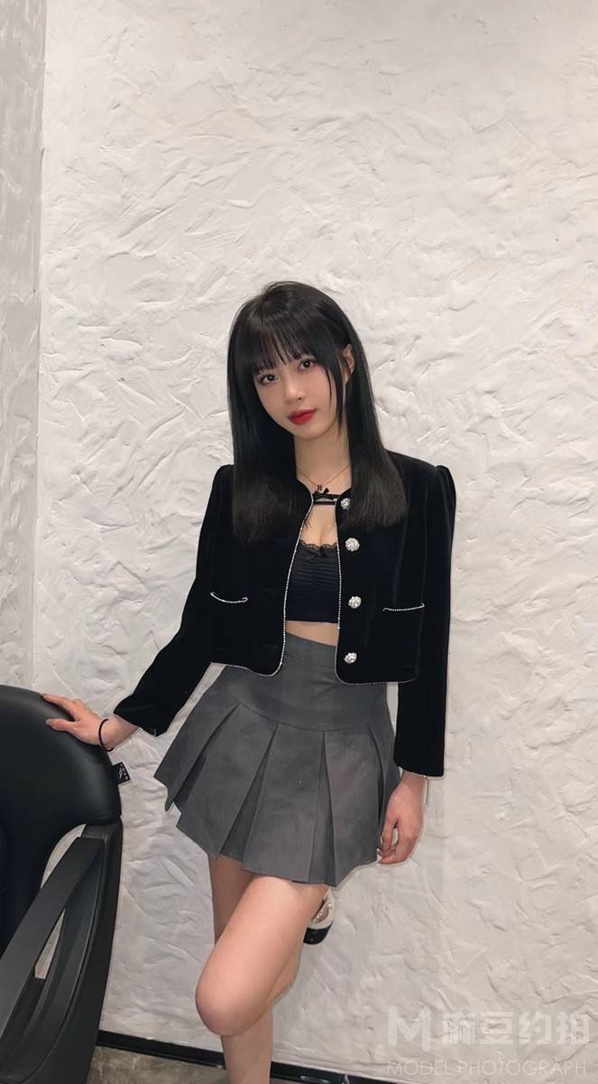 清新模特