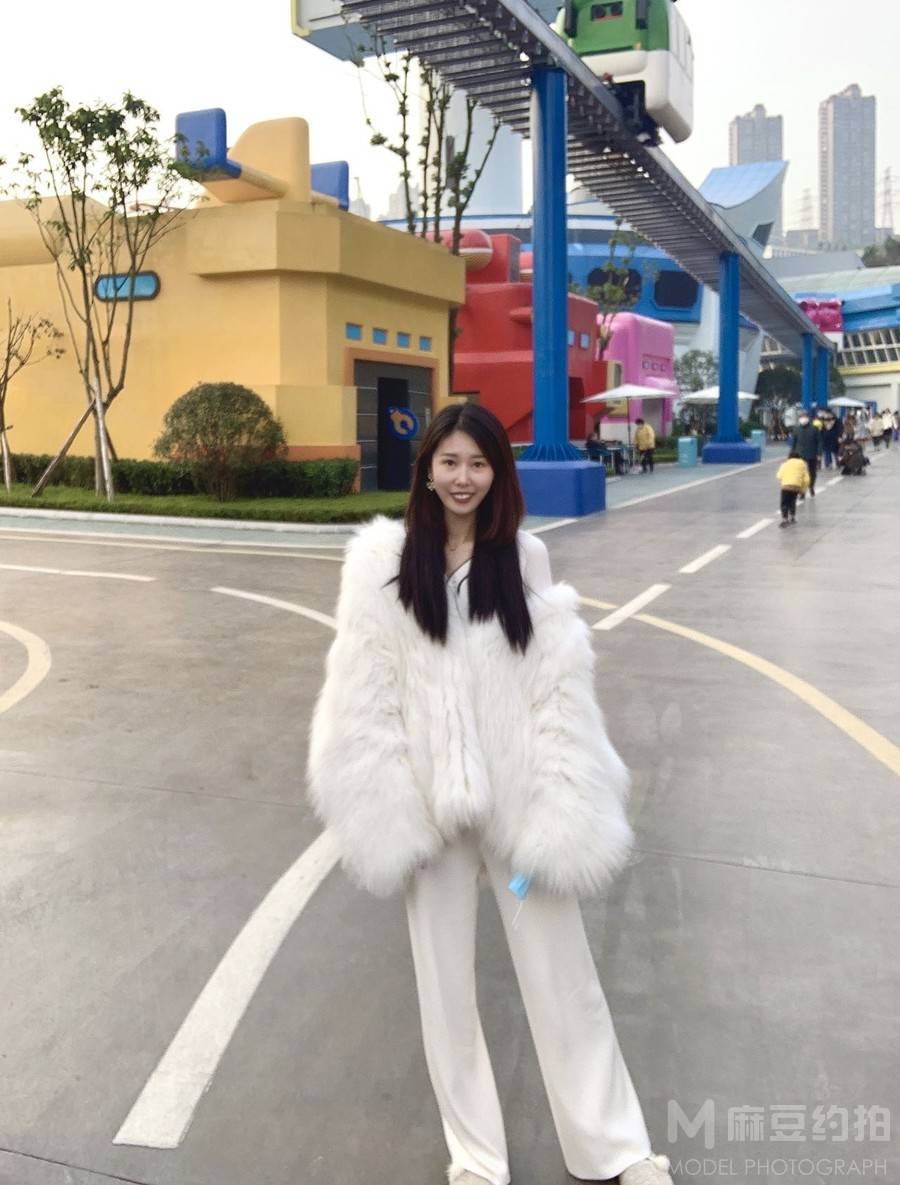 校园模特
