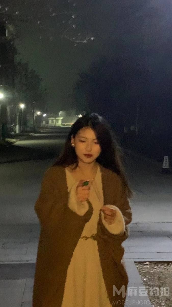 胶片模特