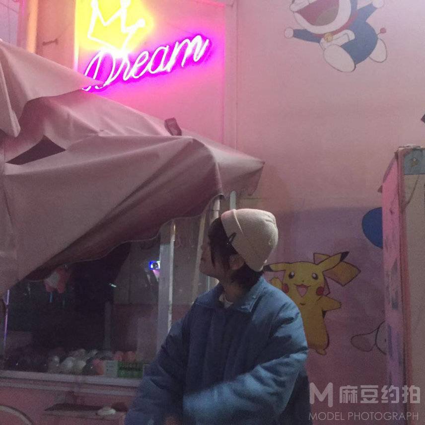 夜景模特