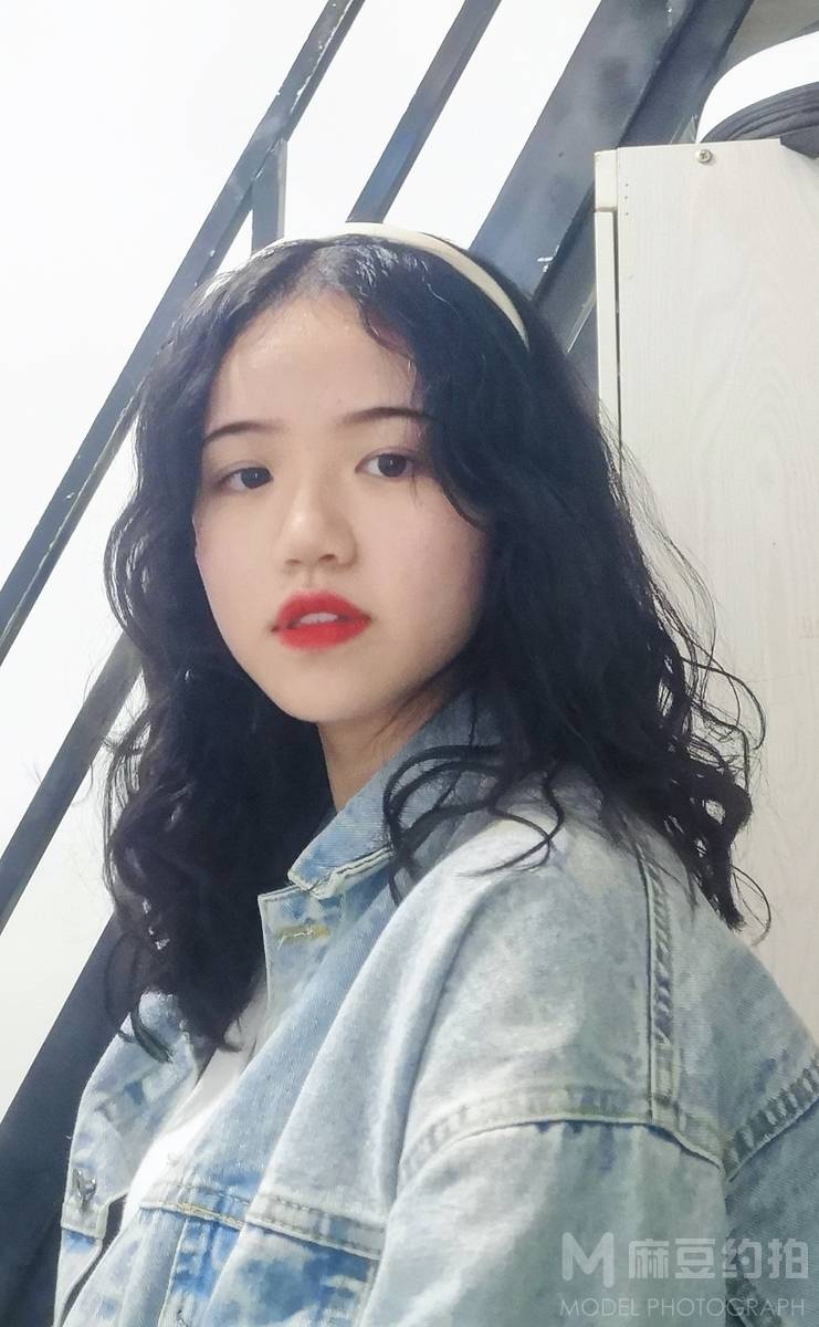 胶片模特