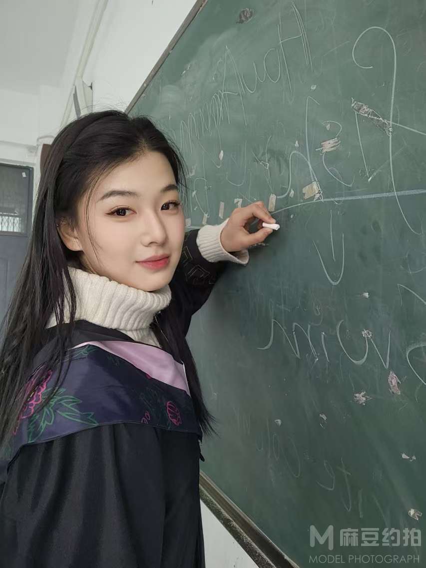 校园模特