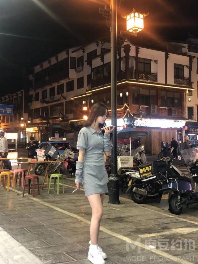 夜景模特