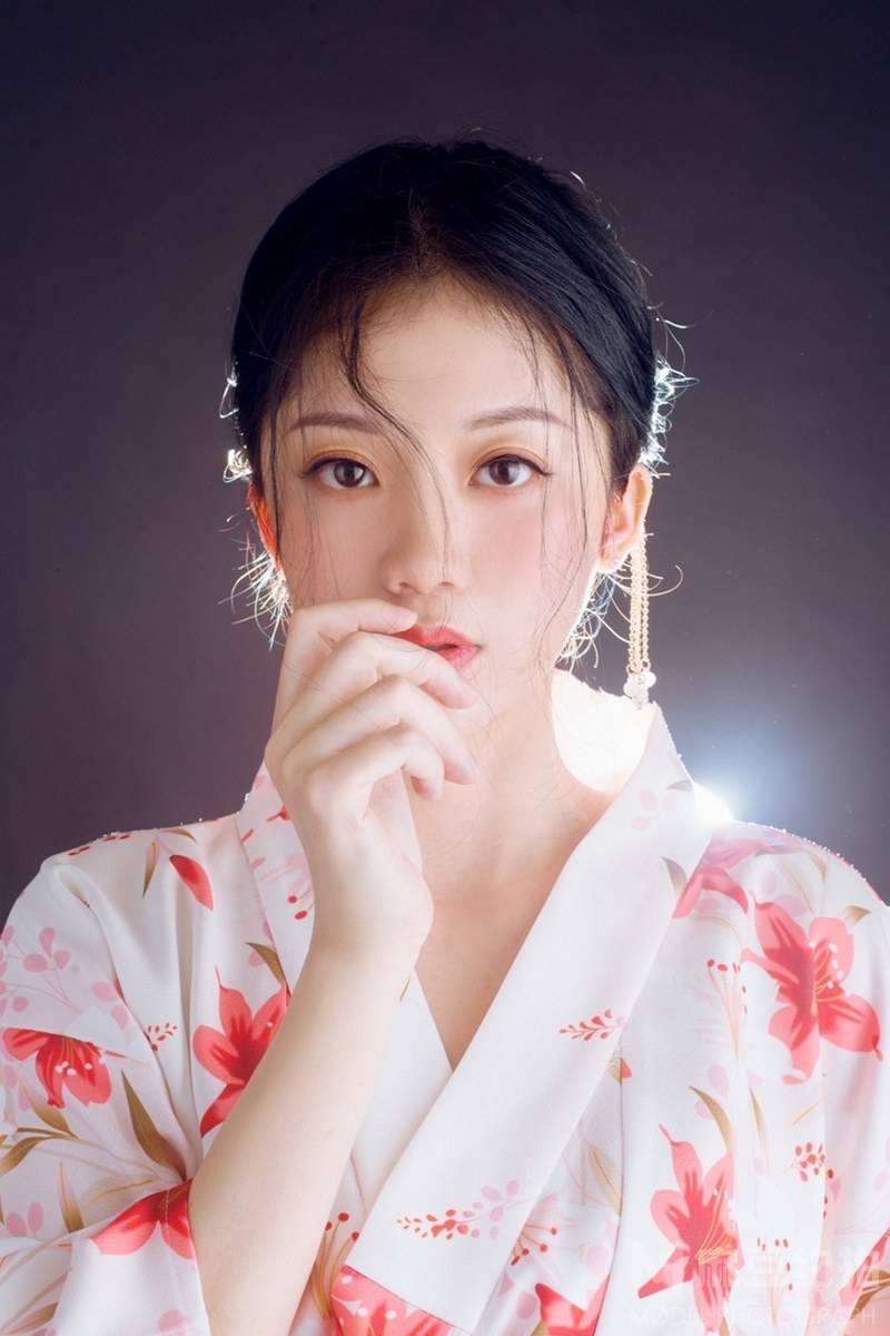和服模特