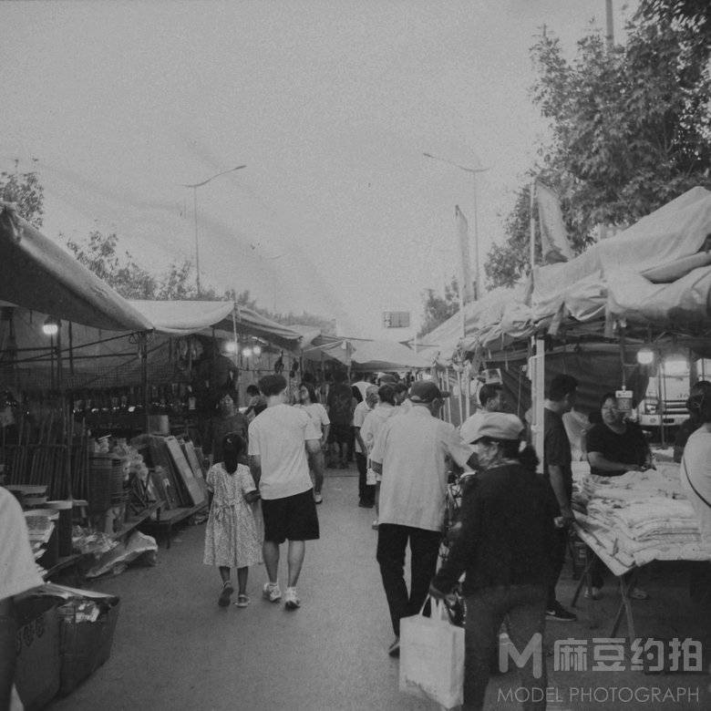 胶片模特