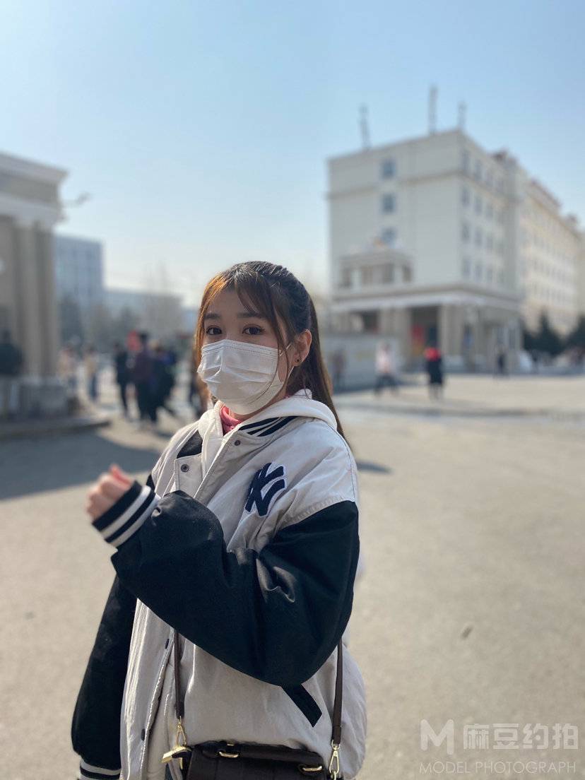 校园模特