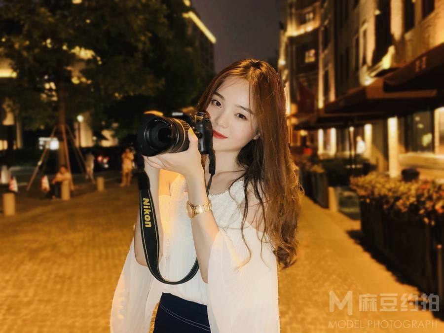 夜景模特