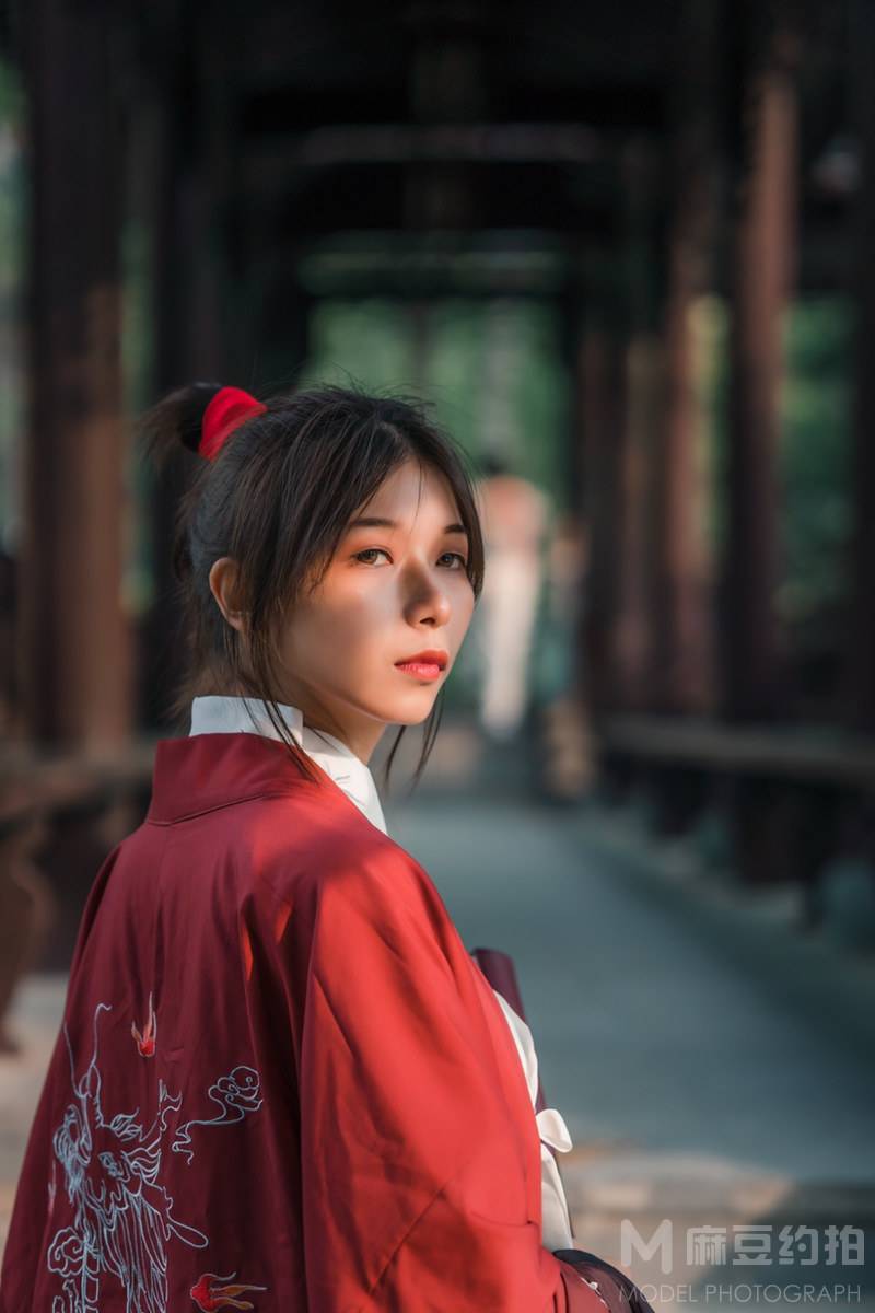 汉服模特