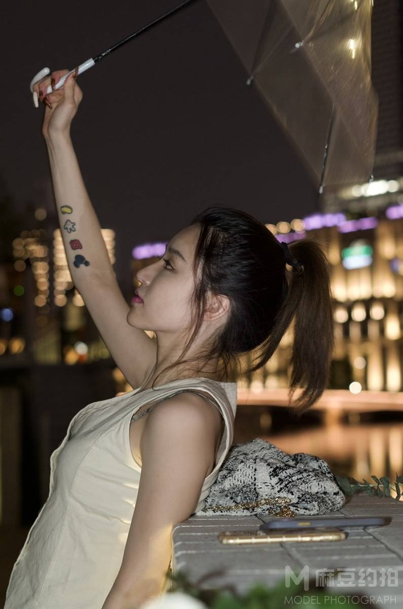 夜景模特