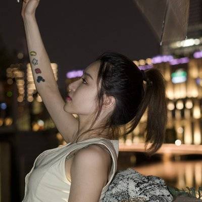 夜景模特