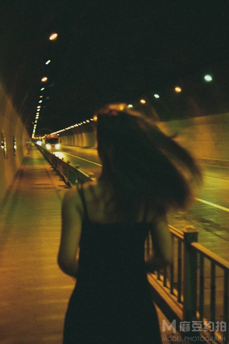 夜景模特