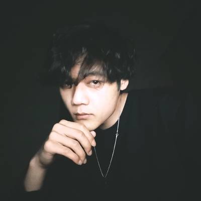 黑白模特