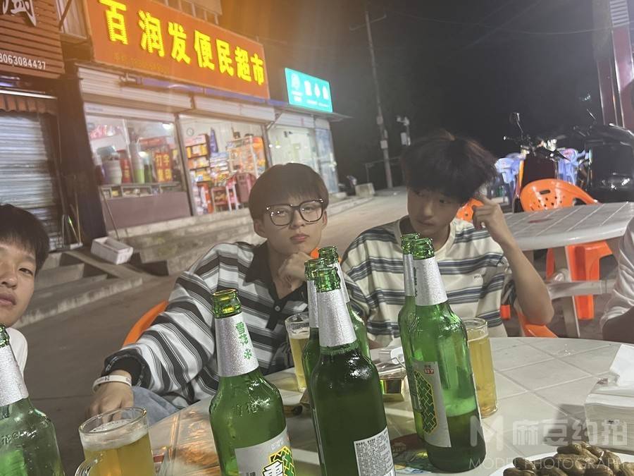 情侣模特