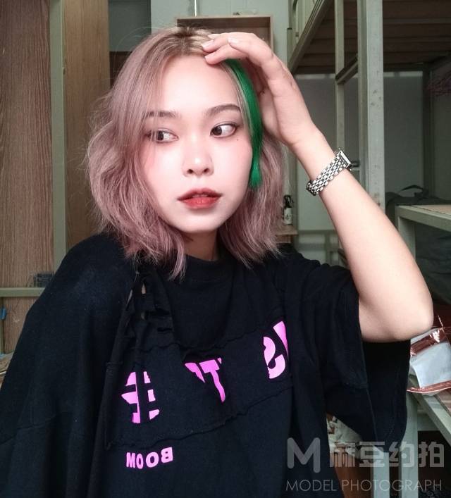 暗黑模特