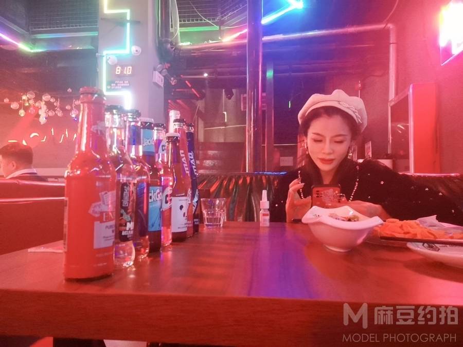 纪实模特