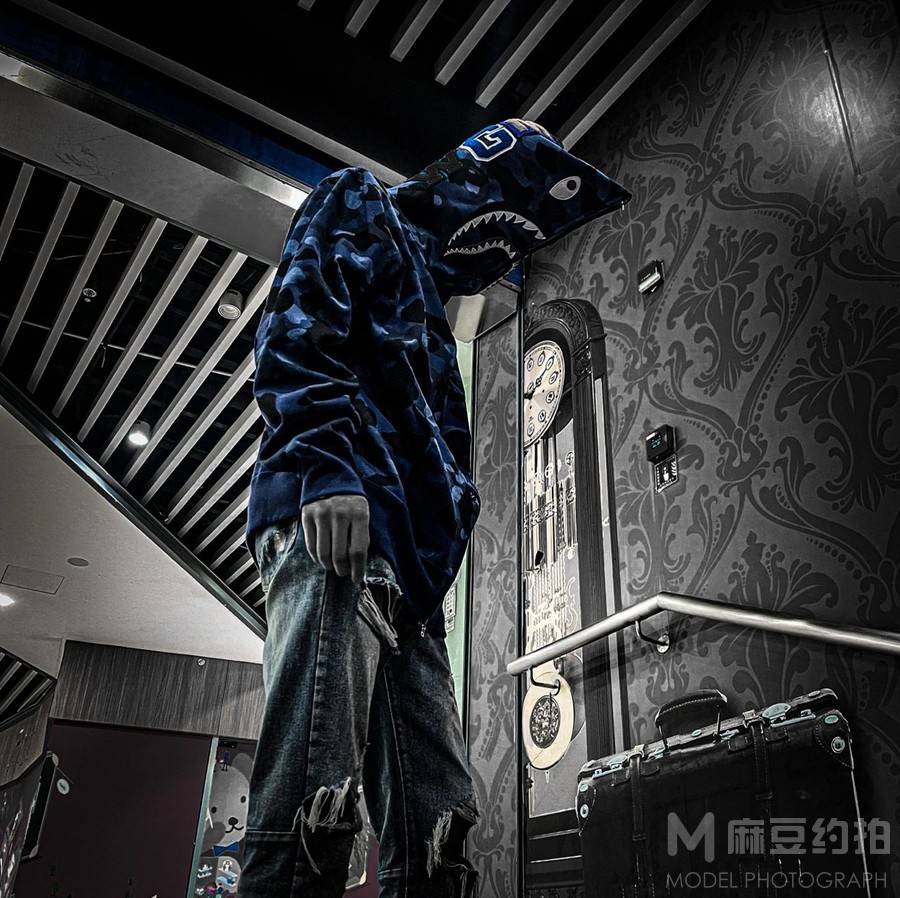黑白模特
