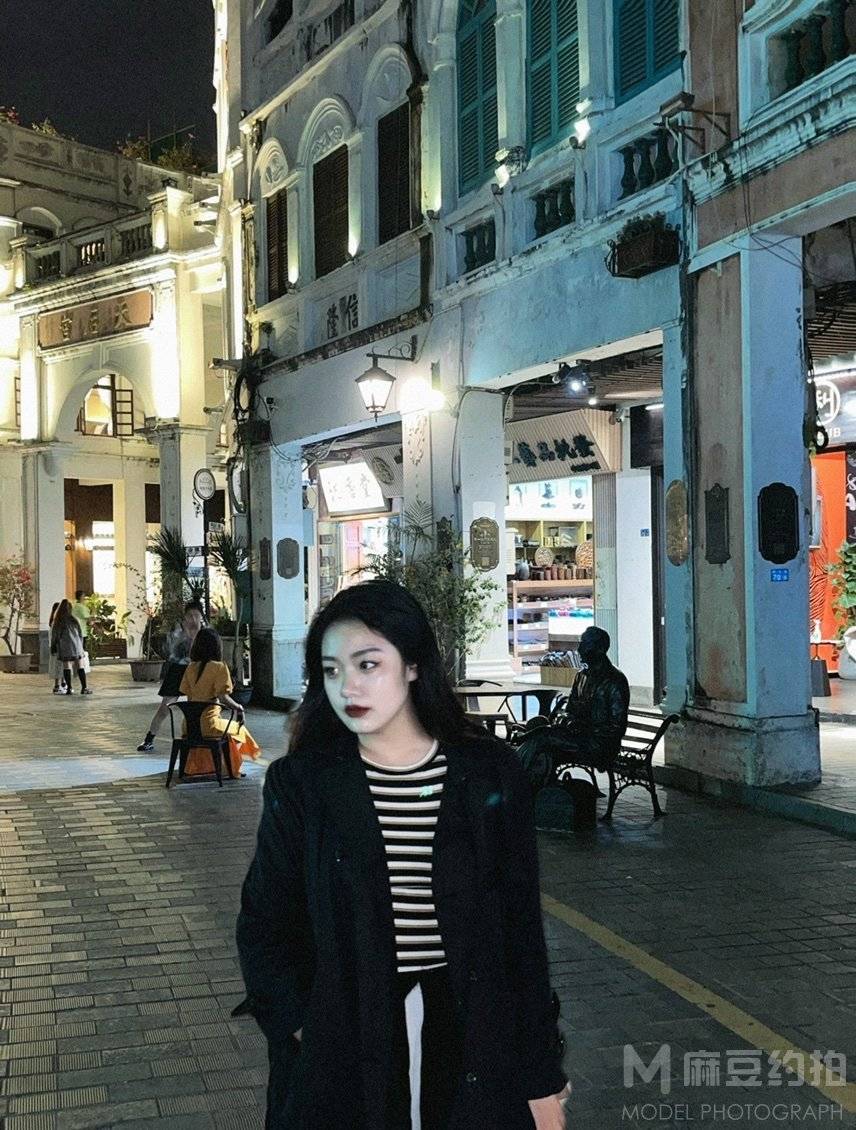 夜景模特