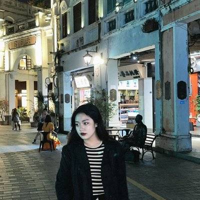 夜景模特