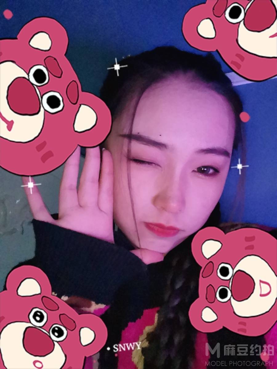 妆容模特