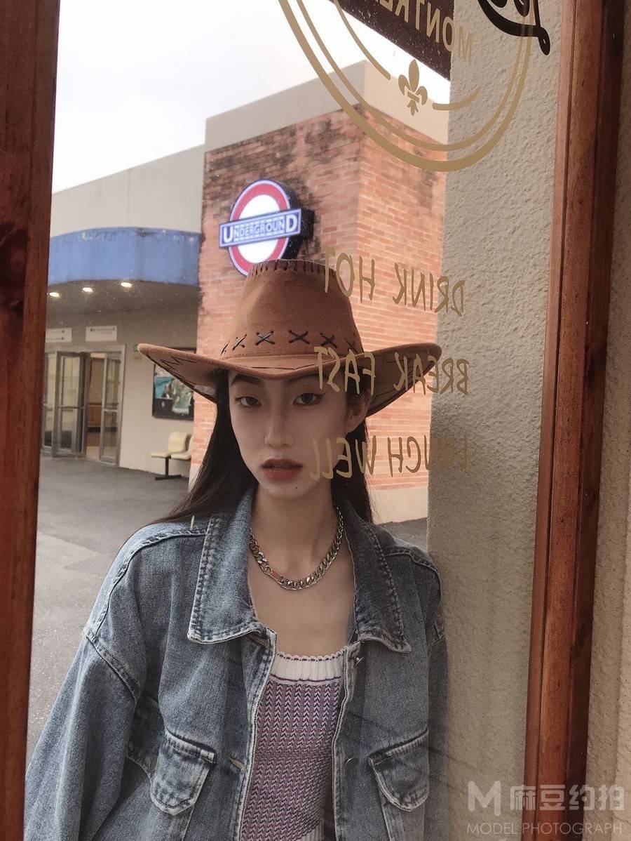 商务模特