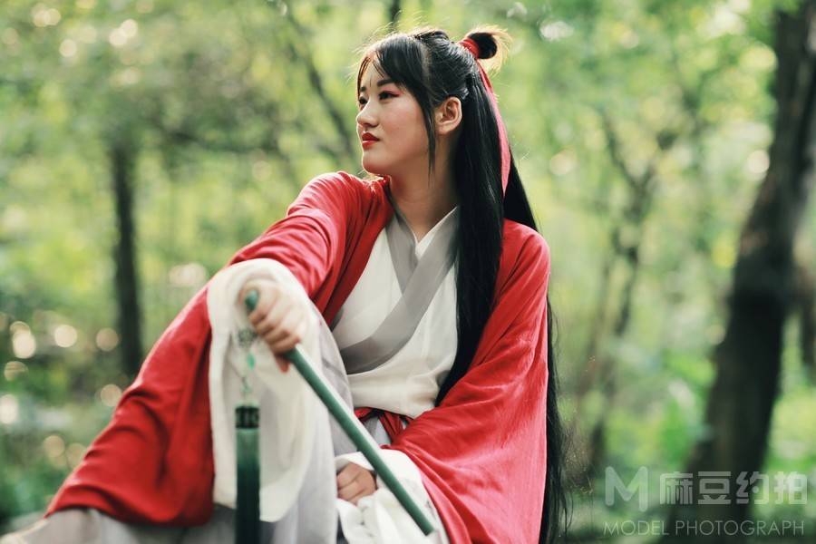 汉服模特