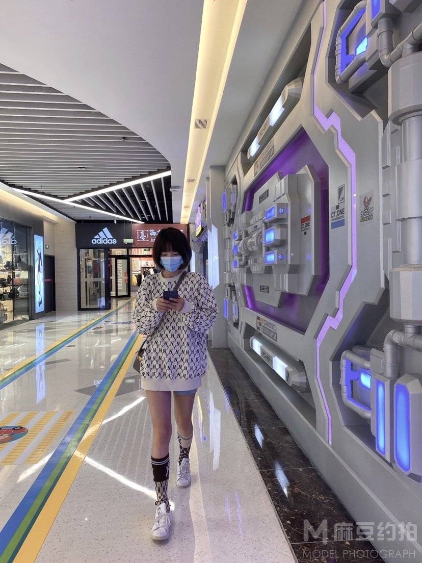 校园模特
