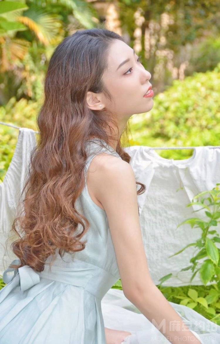 纪实模特