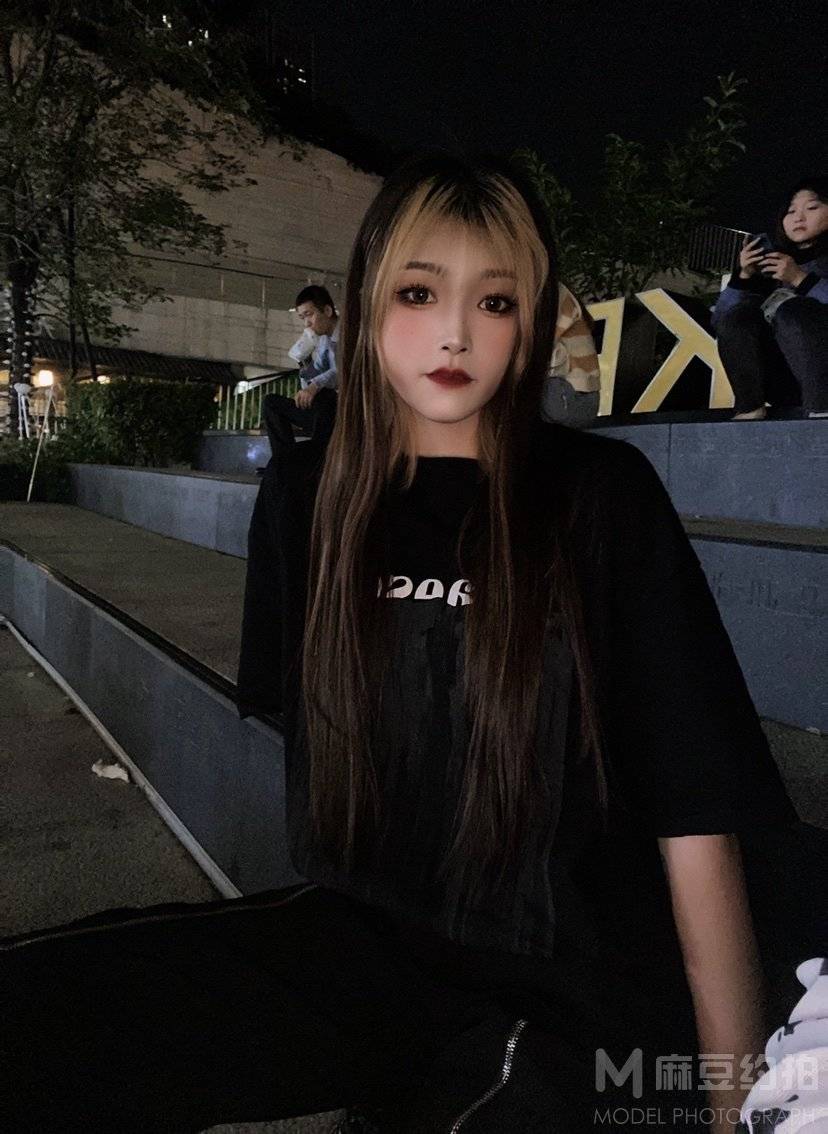 暗黑模特