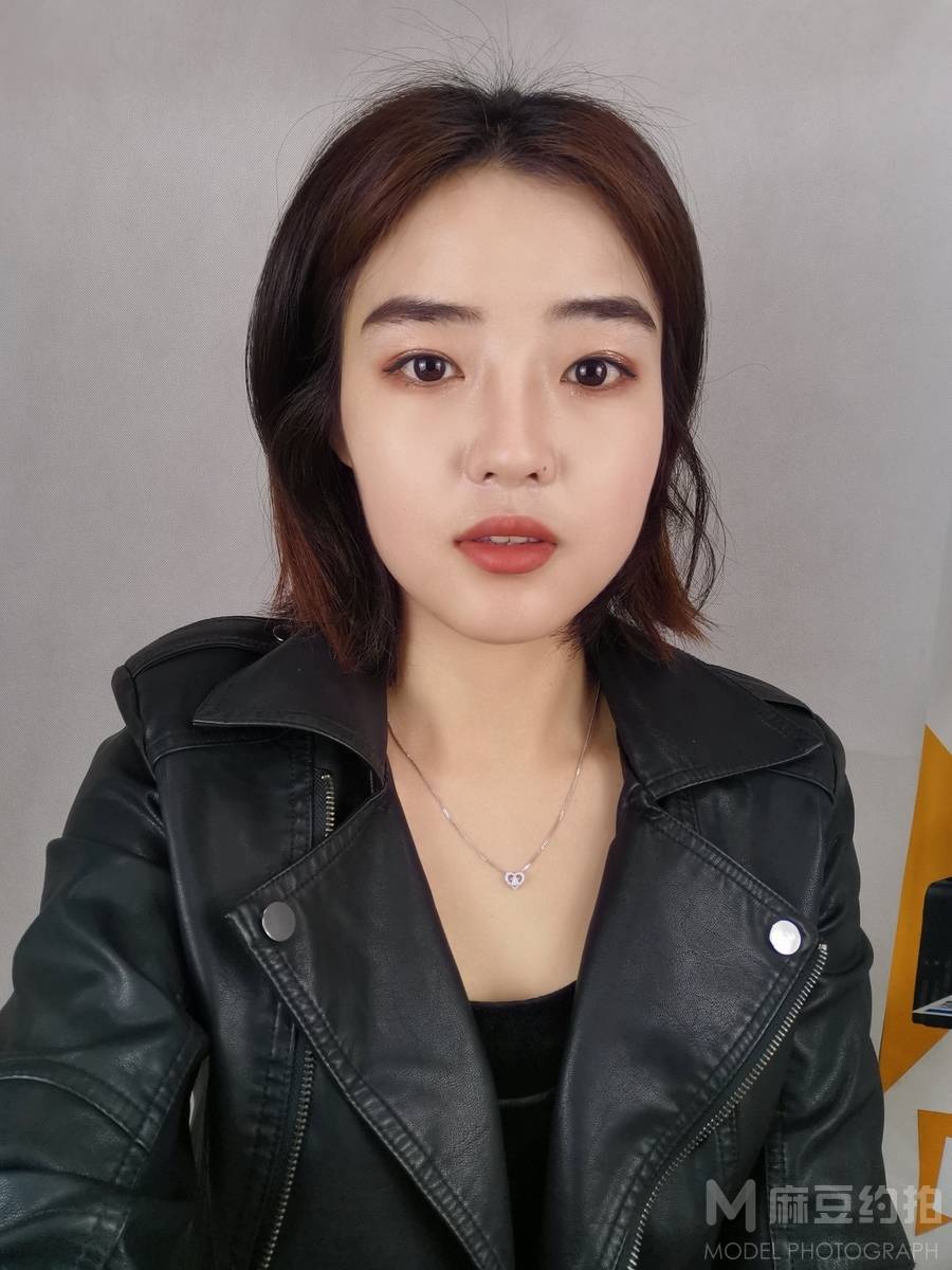 胶片模特