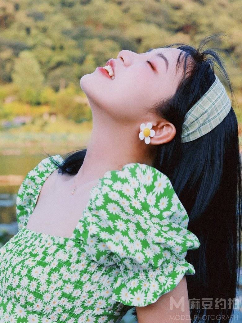 胶片模特