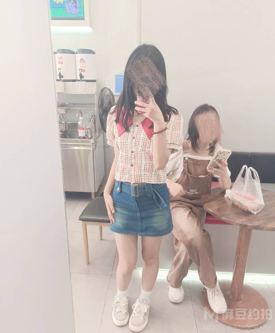 清新模特