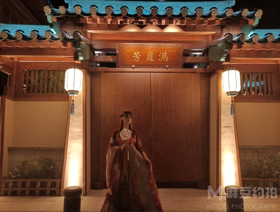 民国模特