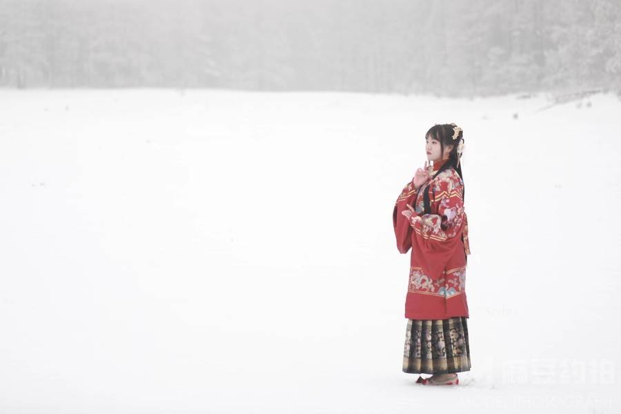 汉服模特
