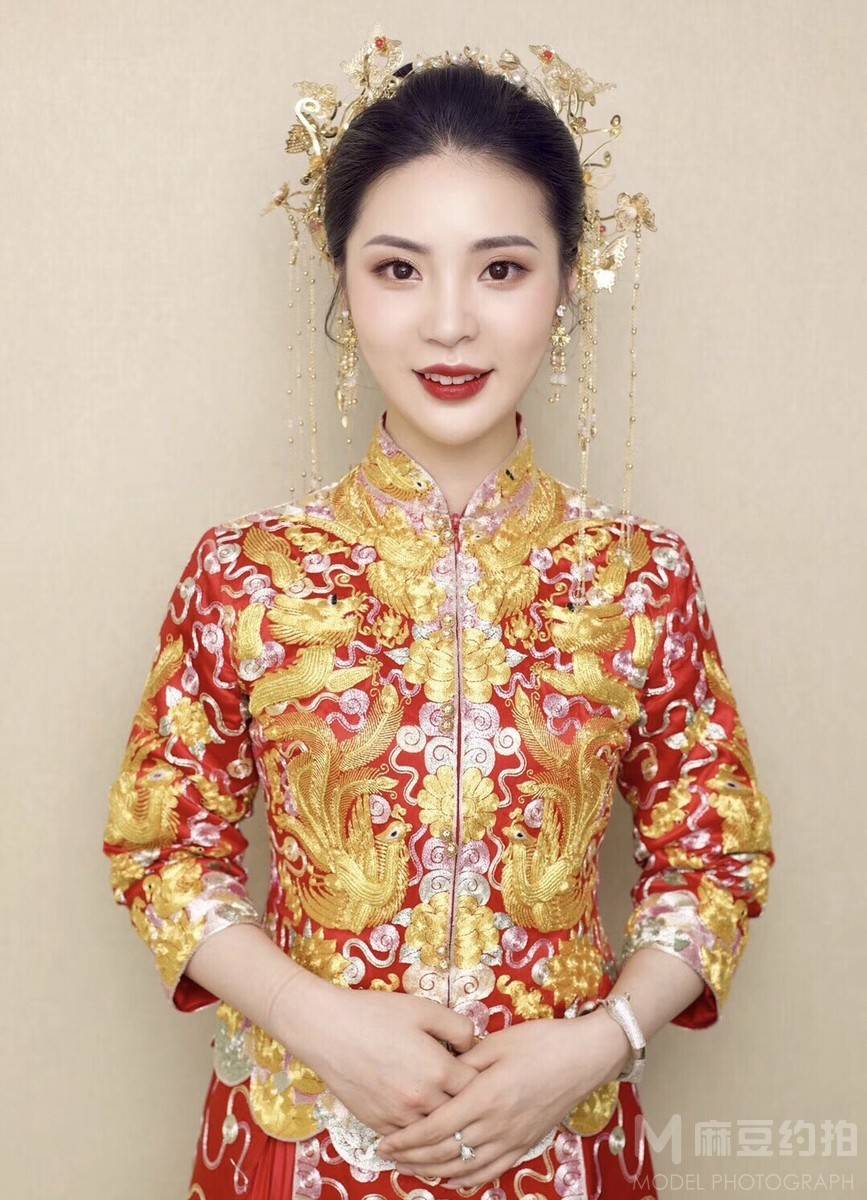 妆容模特