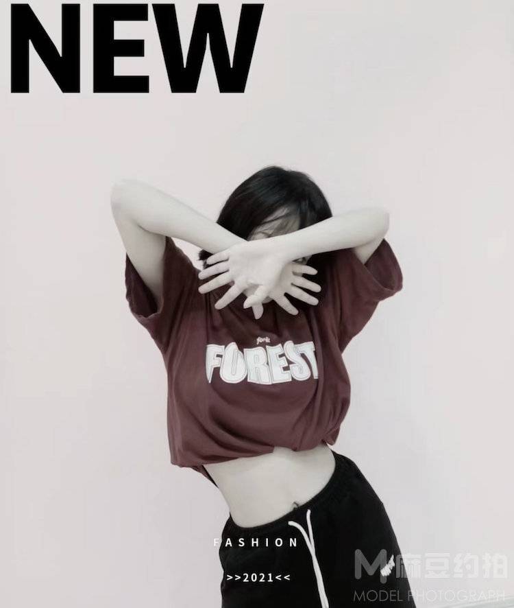 黑白模特