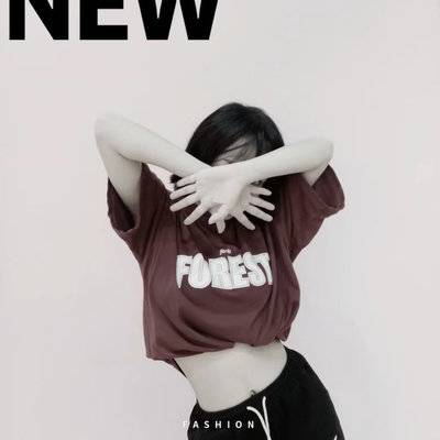 黑白模特