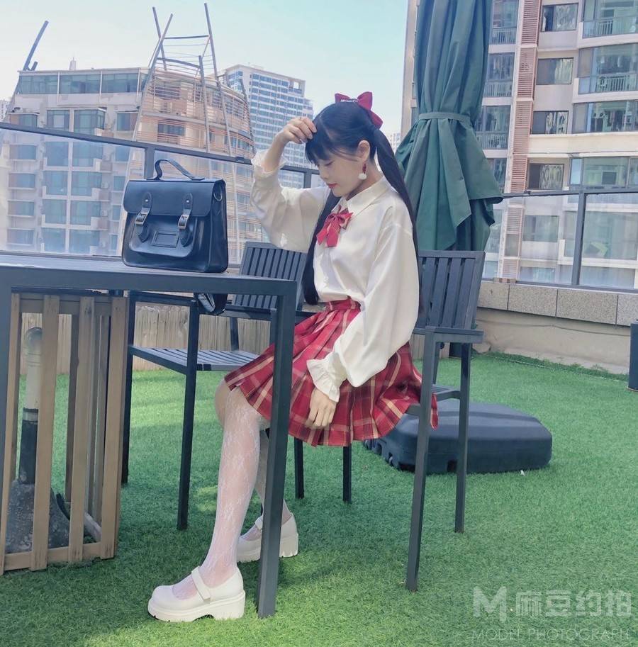 校园模特