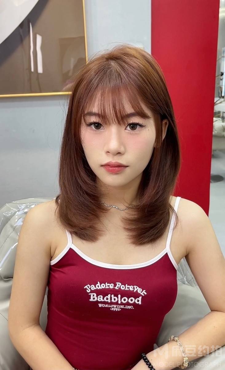 妆容模特